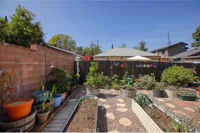 10319 Russett, Sunland, CA 91040 - Photo 25