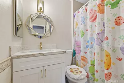 121 Sinclair Avenue #213, Glendale, CA 91206 - Photo 19