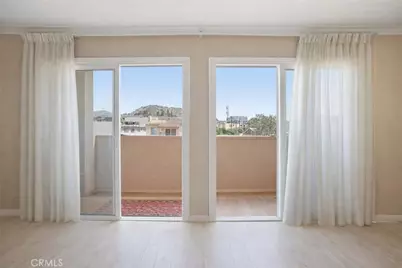 121 Sinclair Avenue #213, Glendale, CA 91206 - Photo 9