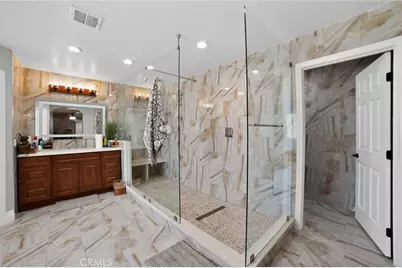 10525 Sage, Oak Hills, CA 92344 - Photo 37