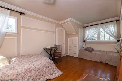 1535 Royal Boulevard, Glendale, CA 91207 - Photo 47