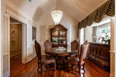 1535 Royal Boulevard, Glendale, CA 91207 - Photo 25