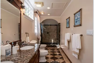 1535 Royal Boulevard, Glendale, CA 91207 - Photo 41