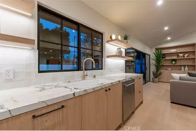 8960 Oak Park Avenue, Northridge, CA 91325 - Photo 17