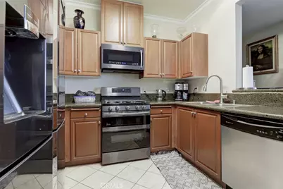 13941 Sherman Way Boulevard, Van Nuys, CA 91405 - Photo 5