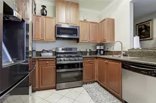 13941 Sherman Way Blvd, Van Nuys, CA 91405 - Photo 5