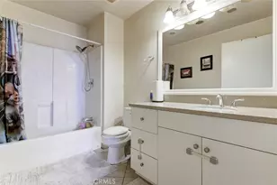 13941 Sherman Way Blvd, Van Nuys, CA 91405 - Photo 11
