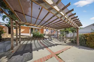 12605 Trail 01, Sylmar, CA 91342 - Photo 31