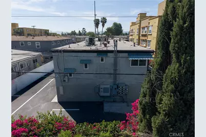 13445 Vanowen Street, Van Nuys, CA 91405 - Photo 11