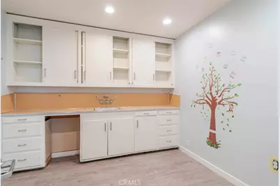 2048 Montrose, Montrose, CA 91020 - Photo 19