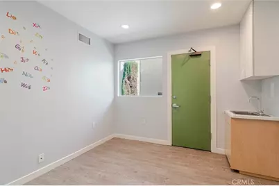 2048 Montrose, Montrose, CA 91020 - Photo 21