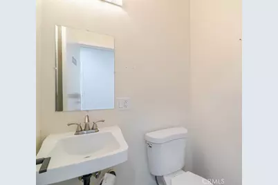 2048 Montrose, Montrose, CA 91020 - Photo 45