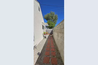 10069 Mountair Avenue, Tujunga, CA 91042 - Photo 9