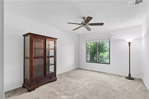 26013 Palomita Dr, Valencia, CA 91355 - Photo 9