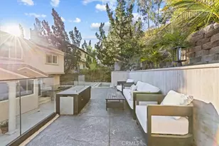 3435 Oakmont View Dr, Glendale, CA 91208 - Photo 47