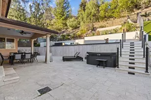 3435 Oakmont View Dr, Glendale, CA 91208 - Photo 45
