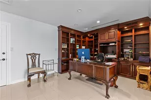 3435 Oakmont View Dr, Glendale, CA 91208 - Photo 23