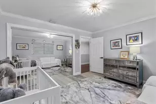 3435 Oakmont View Dr, Glendale, CA 91208 - Photo 37