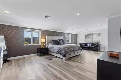 3435 Oakmont View Drive, Glendale, CA 91208 - Photo 29