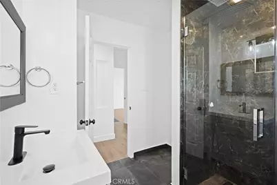 11031 Lull Street, Los Angeles, CA 91352 - Photo 13