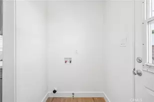 11031 Lull St, Los Angeles, CA 91352 - Photo 25