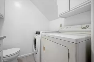 251 W Dryden St, Glendale, CA 91202 - Photo 15