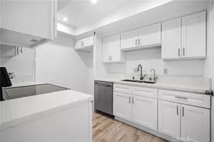 251 W Dryden St, Glendale, CA 91202 - Photo 11