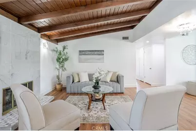 8008 Aura Avenue, Reseda, CA 91335 - Photo 5