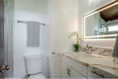 8008 Aura Avenue, Reseda, CA 91335 - Photo 19