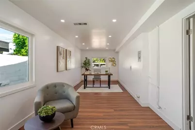 8008 Aura Avenue, Reseda, CA 91335 - Photo 25