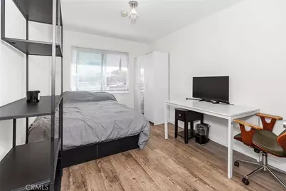 8827 Sylmar Avenue, Panorama City, CA 91402 - Photo 17