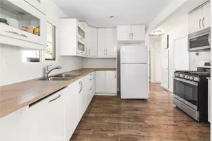 8827 Sylmar Ave, Panorama City, CA 91402 - Photo 11