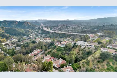 69 Penhill Court, Glendale, CA 91206 - Photo 37