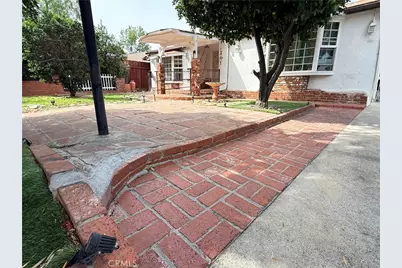 22111 Covello, Canoga Park, CA 91303 - Photo 1