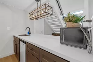 18645 Hatteras, Tarzana, CA 91356 - Photo 43