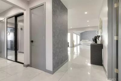 749 Stanford Road, Burbank, CA 91504 - Photo 7