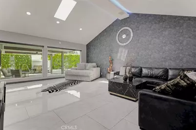 749 Stanford Road, Burbank, CA 91504 - Photo 11