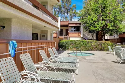 15155 Sherman Way #26, Van Nuys, CA 91405 - Photo 27