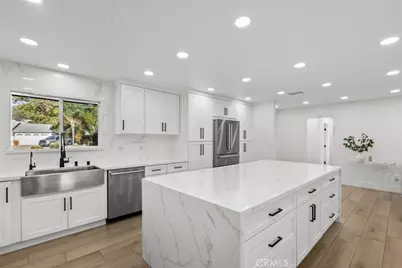 10542 Woldrich Street, Lake View Terrace, CA 91342 - Photo 7