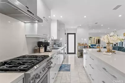 2640 N Keystone Street, Burbank, CA 91504 - Photo 11