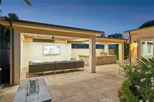 6850 Longridge, North Hollywood, CA 91605 - Photo 31