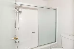 365 Burchett St, Glendale, CA 91203 - Photo 7