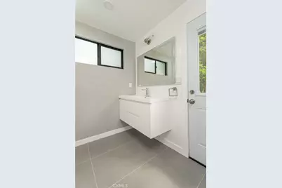 19806 Needles, Chatsworth, CA 91311 - Photo 21