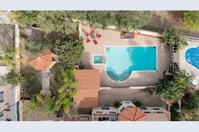 828 S Sunset Canyon, Burbank, CA 91501 - Photo 3