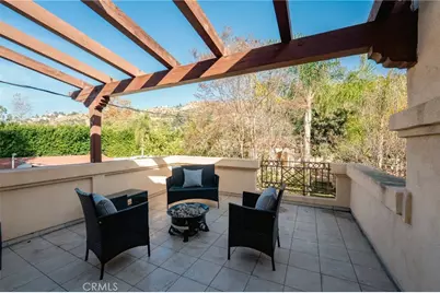828 S Sunset Canyon, Burbank, CA 91501 - Photo 31