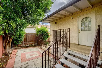 10018 Tujunga Canyon Boulevard, Tujunga, CA 91042 - Photo 19