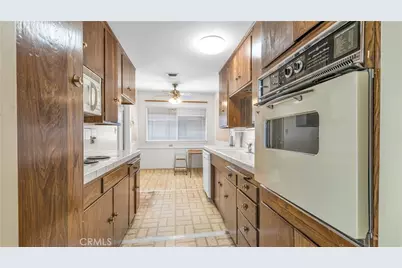 1317 N Brand #15, Glendale, CA 91202 - Photo 21