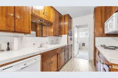 1317 N Brand #15, Glendale, CA 91202 - Photo 19