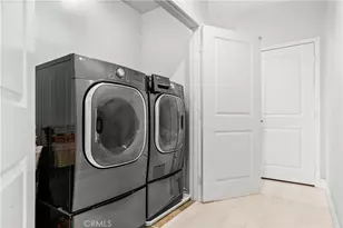 6920 Valmont, Tujunga, CA 91042 - Photo 61