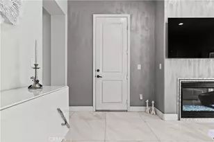 6920 Valmont, Tujunga, CA 91042 - Photo 19